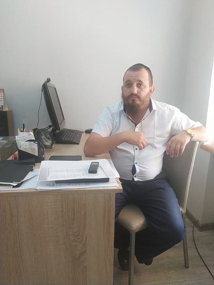 Забытый монумент жертвам Холокоста разрушается в Евпатории